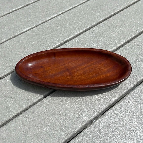 Small Oval Wood Bowl - Picture 4 of 7